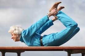 anciano, pilates, ejercicio